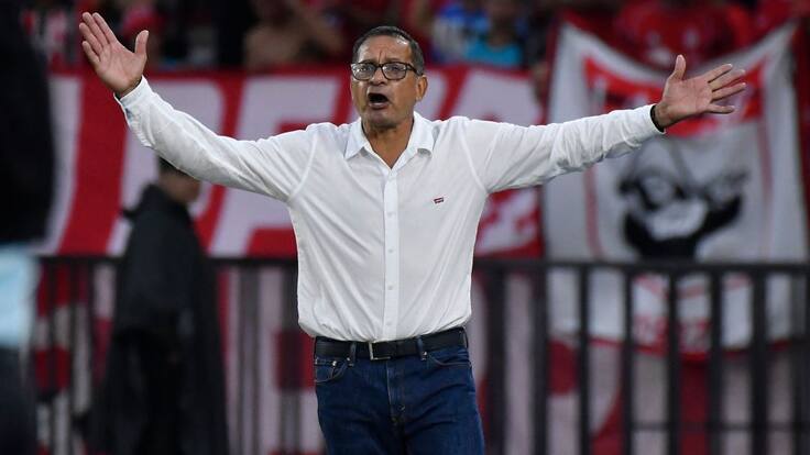 Pompilio Páez, a fondo: división en América y posible separación con Osorio