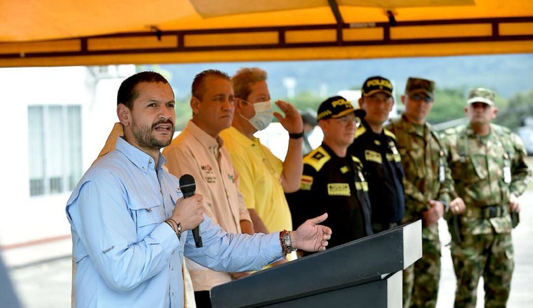 Desde el Huila ministro del interior indicó que se reforzará la seguridad en estas localidades ante el riesgo que reportan.