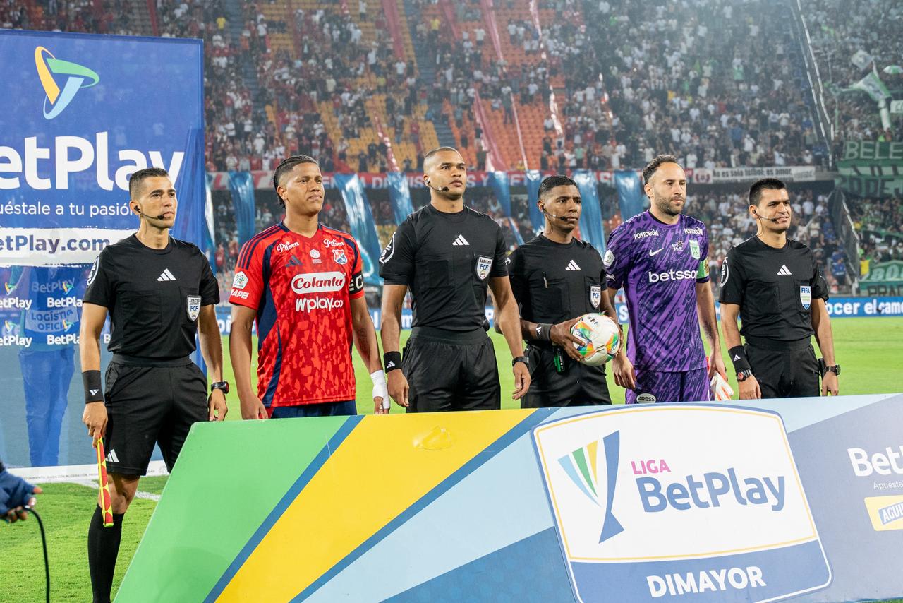 Medellín y Nacional fue dirigido por el árbitro Luis Delgado / Colprensa.