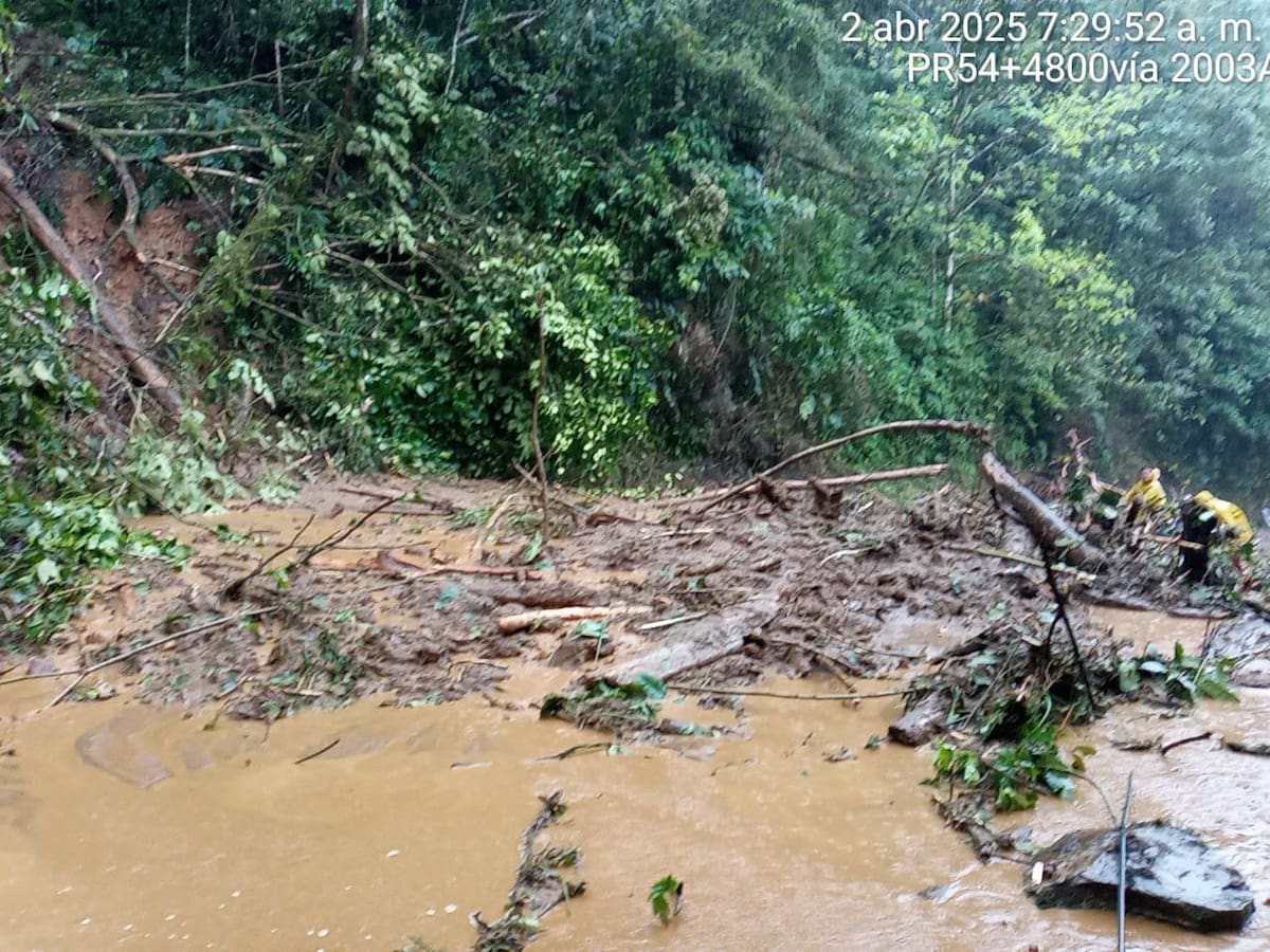 Fuertes lluvias en el Caquetá generan emergencias y bloquean vía entre Suaza y Florencia