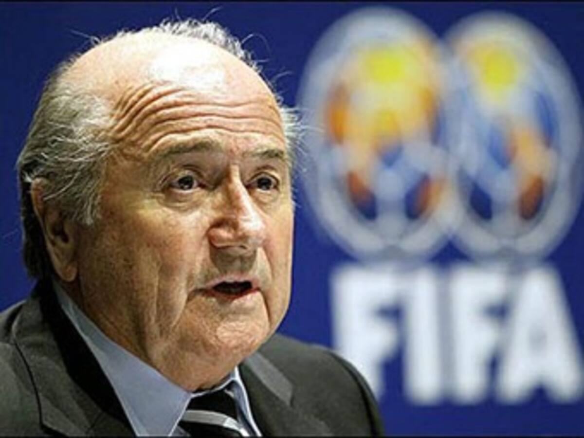 Blatter considera que el Mundial del 2022 se debería jugar en invierno