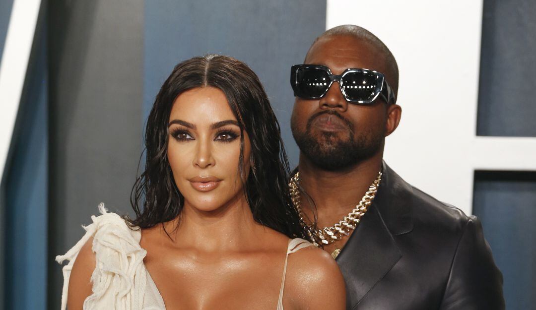 Kanye West asegura que está intentando divorciarse de Kim Kardashian