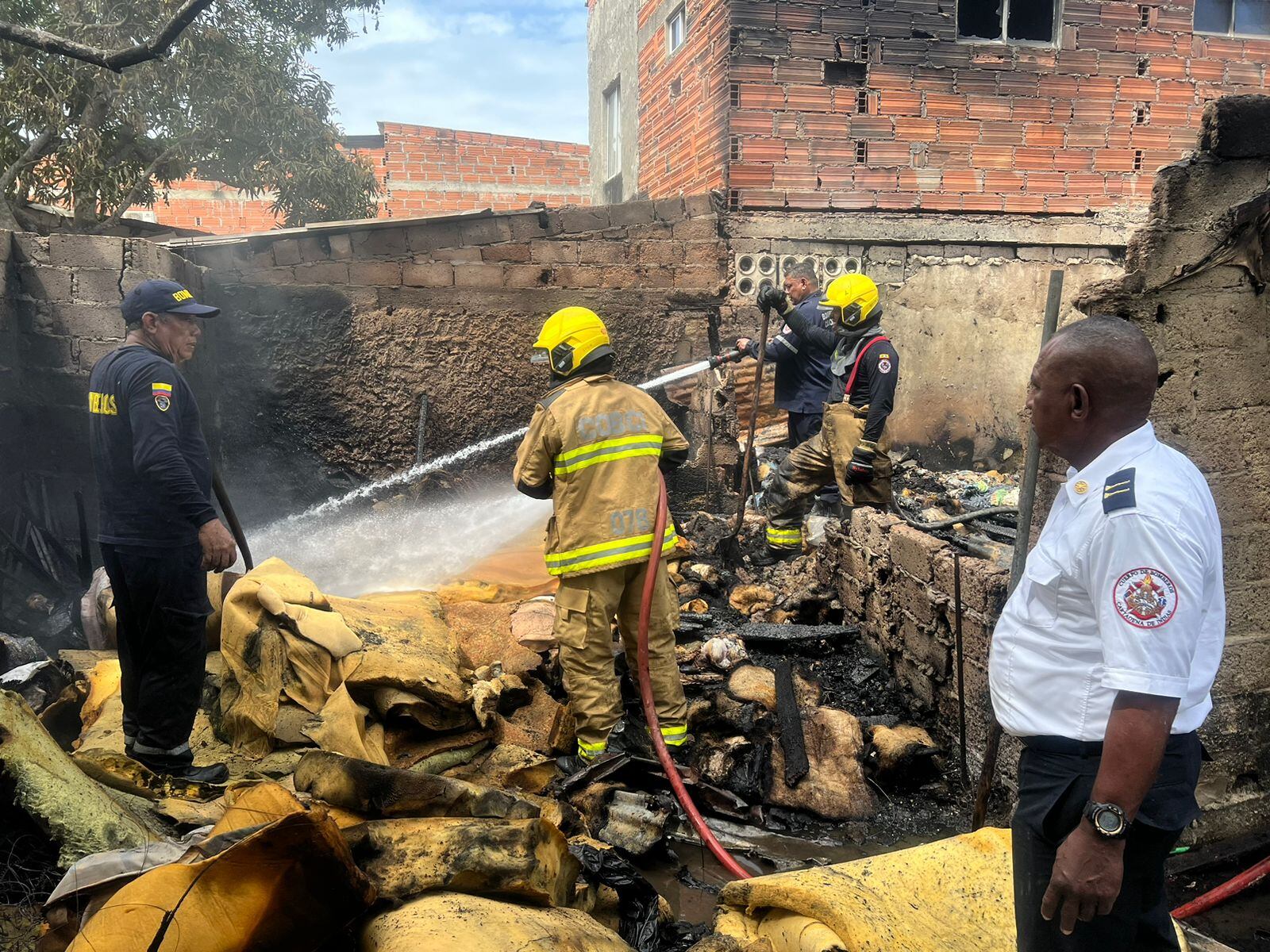 Cuerpo de Bomberos atendió incendio en Olaya Herrera