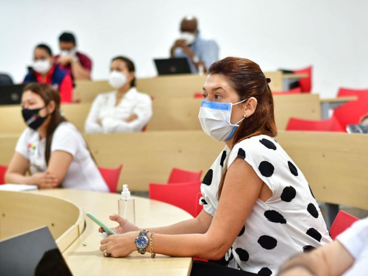 DADIS capacita a prestadores de servicios de salud en Cartagena