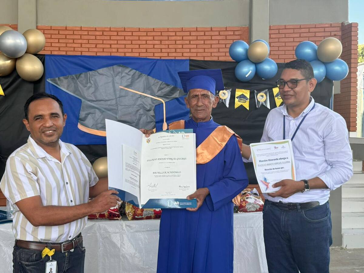 41 firmantes de paz y reincorporados se graduaron como bachilleres en Bolívar, Sucre y Córdoba