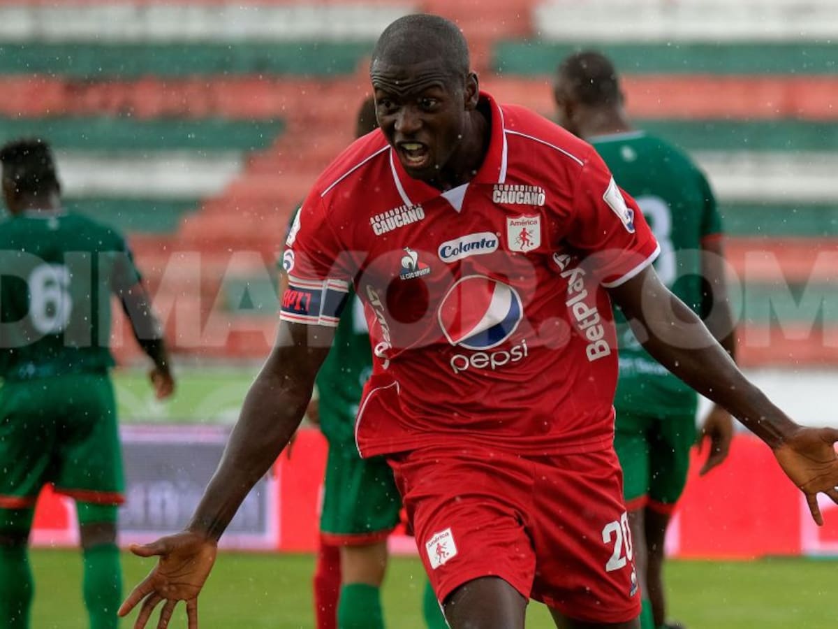 Adrián Ramos, gol y autogol en empate de América ante Cortuluá