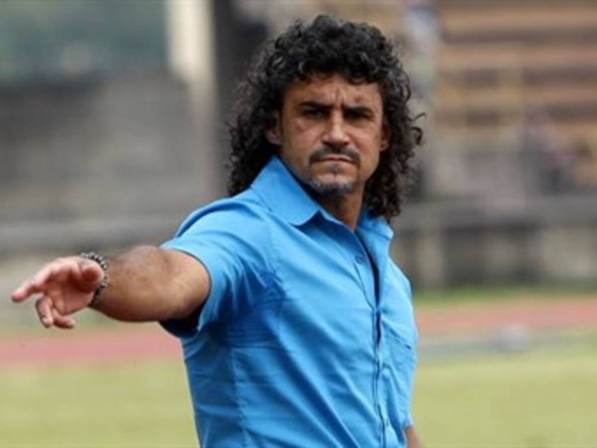 Leonel Álvarez: 'Estoy con Itagüí pero si me llaman del Cali escucharía la propuesta'