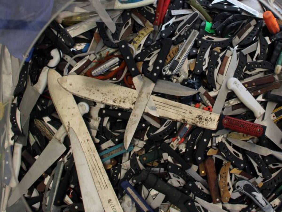 Comienza a regir prohibición al porte y venta de armas blancas en Bogotá