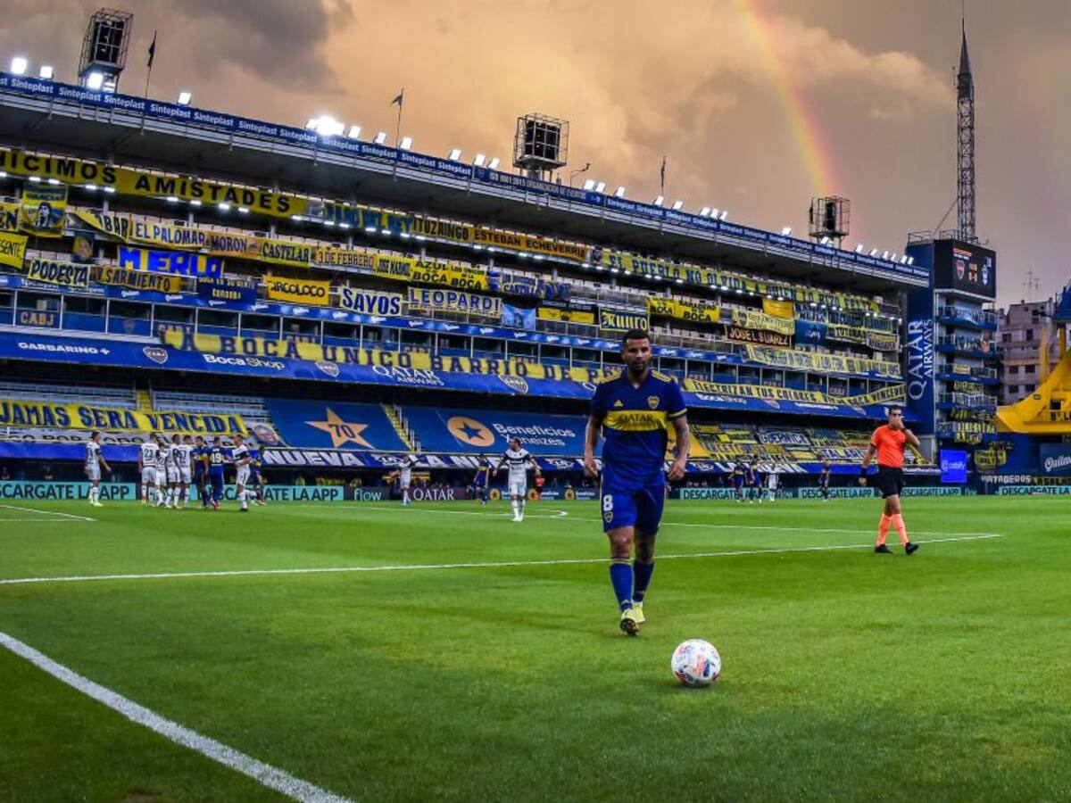 Una pintura: Golazo de Edwin Cardona en empate de Boca contra Gimnasia