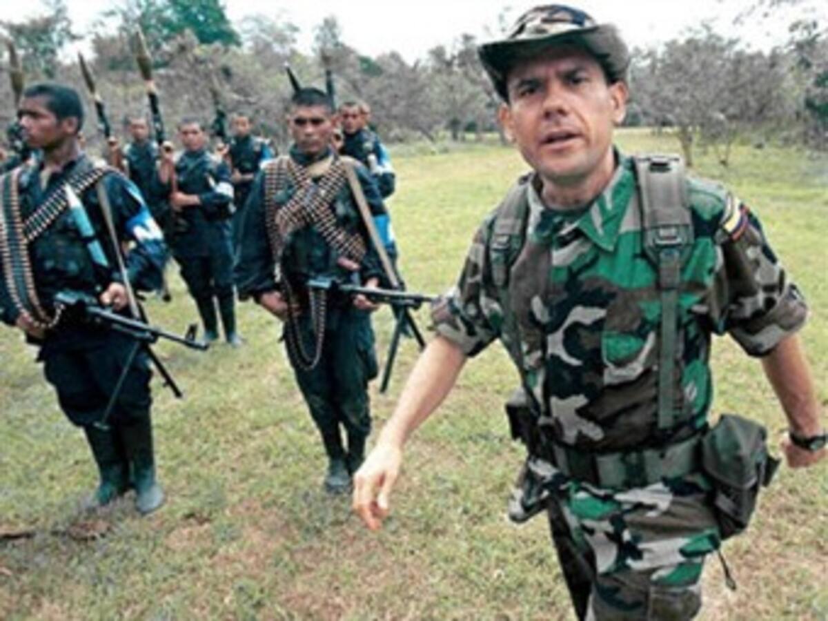 Carlos Castaño fue un hombre con buenos sentimientos: Paula Restrepo