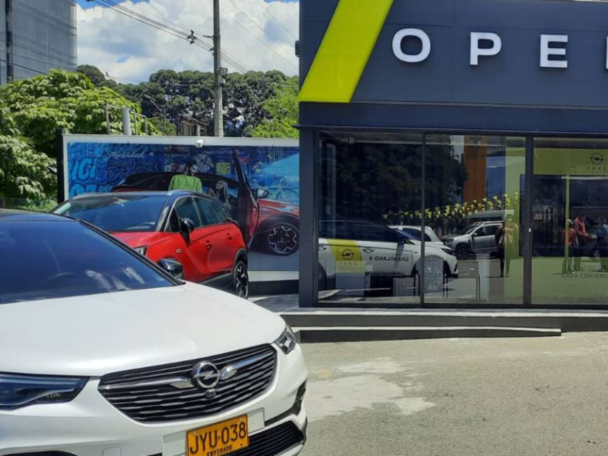 Opel inaugura el primer Centro de Experiencia Digital en Medellín