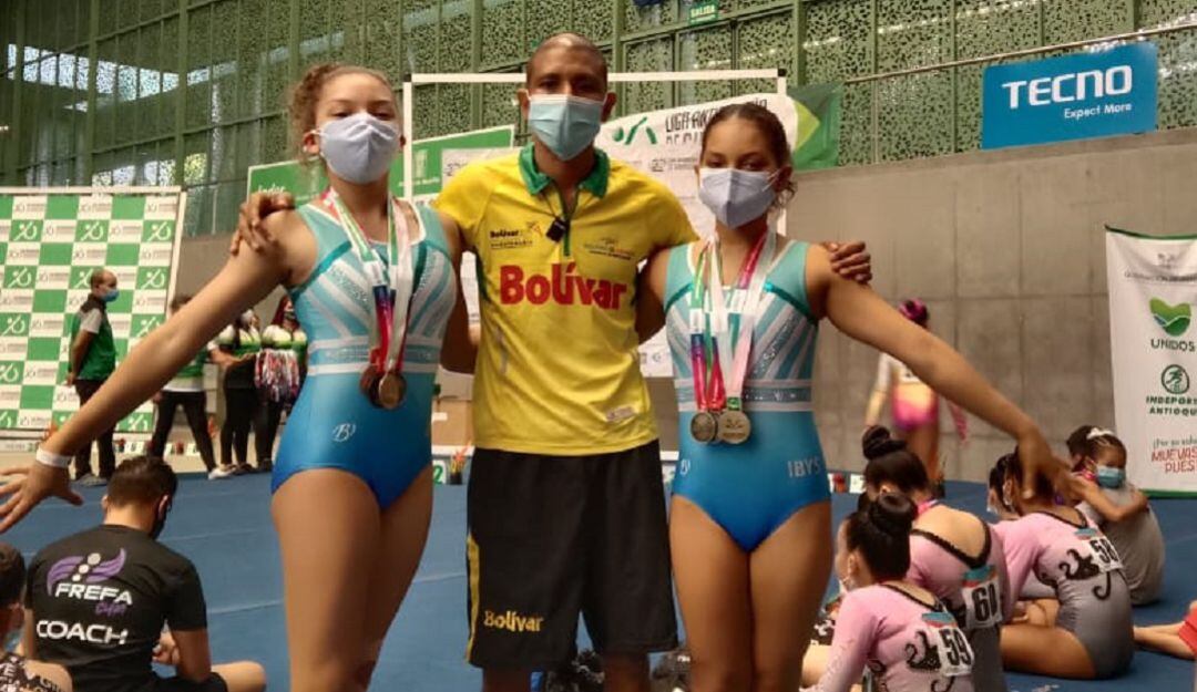 Se trata de la gimnasta Miriam Higuita, del Club Iron Boys quien representó a Bolívar en el Campeonato Internacional Gimnastics Cup de Medellín