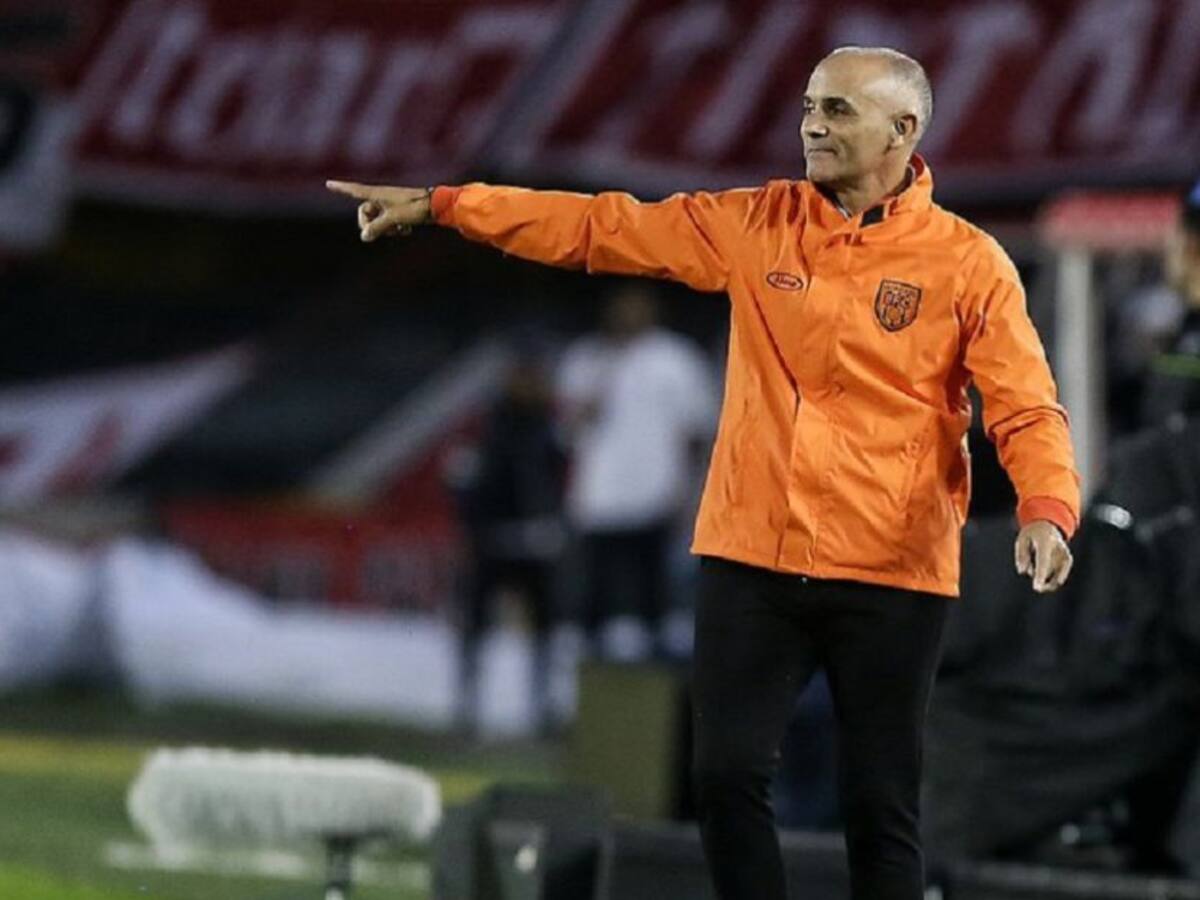 José Arastey: "Creo que Santa Fe ha merecido más"