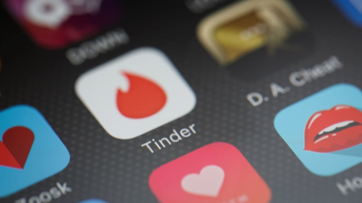 ¡Que no le pase! Hombre fingía ser mujer en Tinder para tener sexo