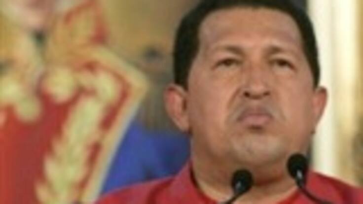 No tengo duda de que Uribe viene del paramilitarismo: Chávez