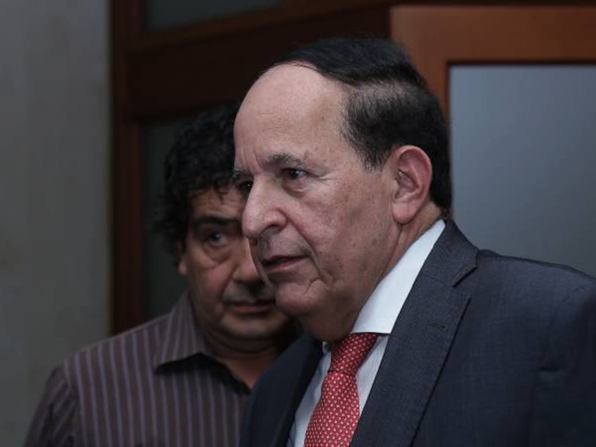 Ashton tendrá que seguir en la cárcel La Picota mientras lo investigan