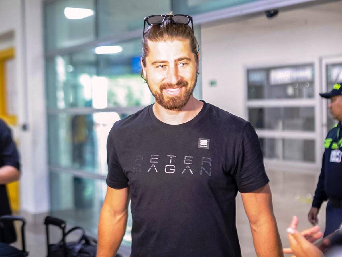 Llegó a Cartagena Peter Sagan para participar del Reto Movistar 2024