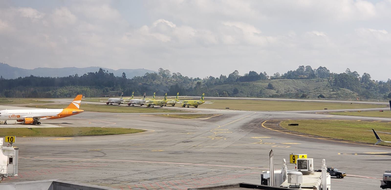 Viva air apagado - Caracol Radio