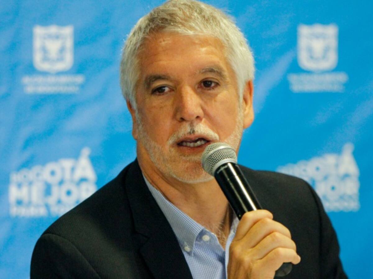 Constructor que insiste en proyecto de colegio en Suba financió campaña de Peñalosa