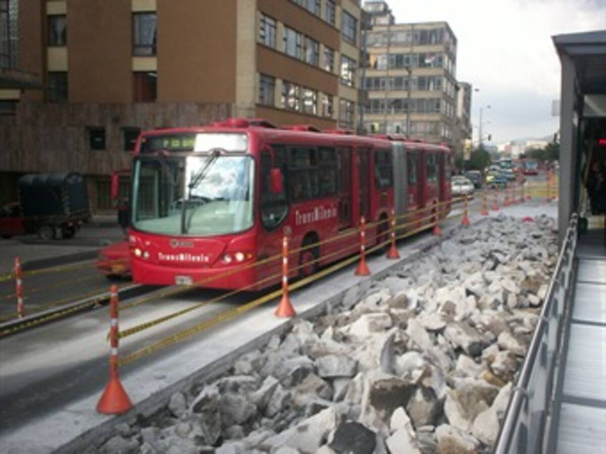 Si metro requiere más de $6,8 billones se aplazarán otras obras: DNP