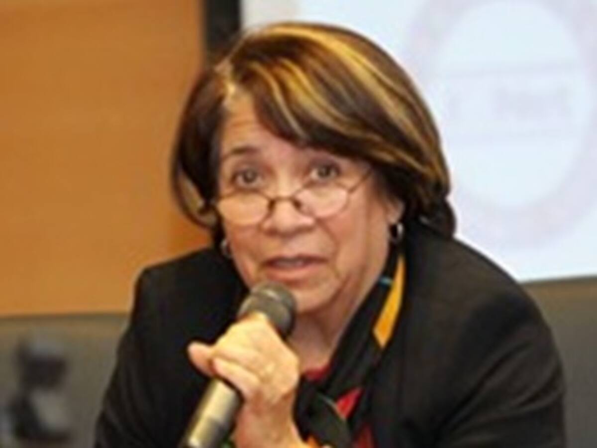 Centrales Obreras exigen seguridad para la candidata Aída Avella