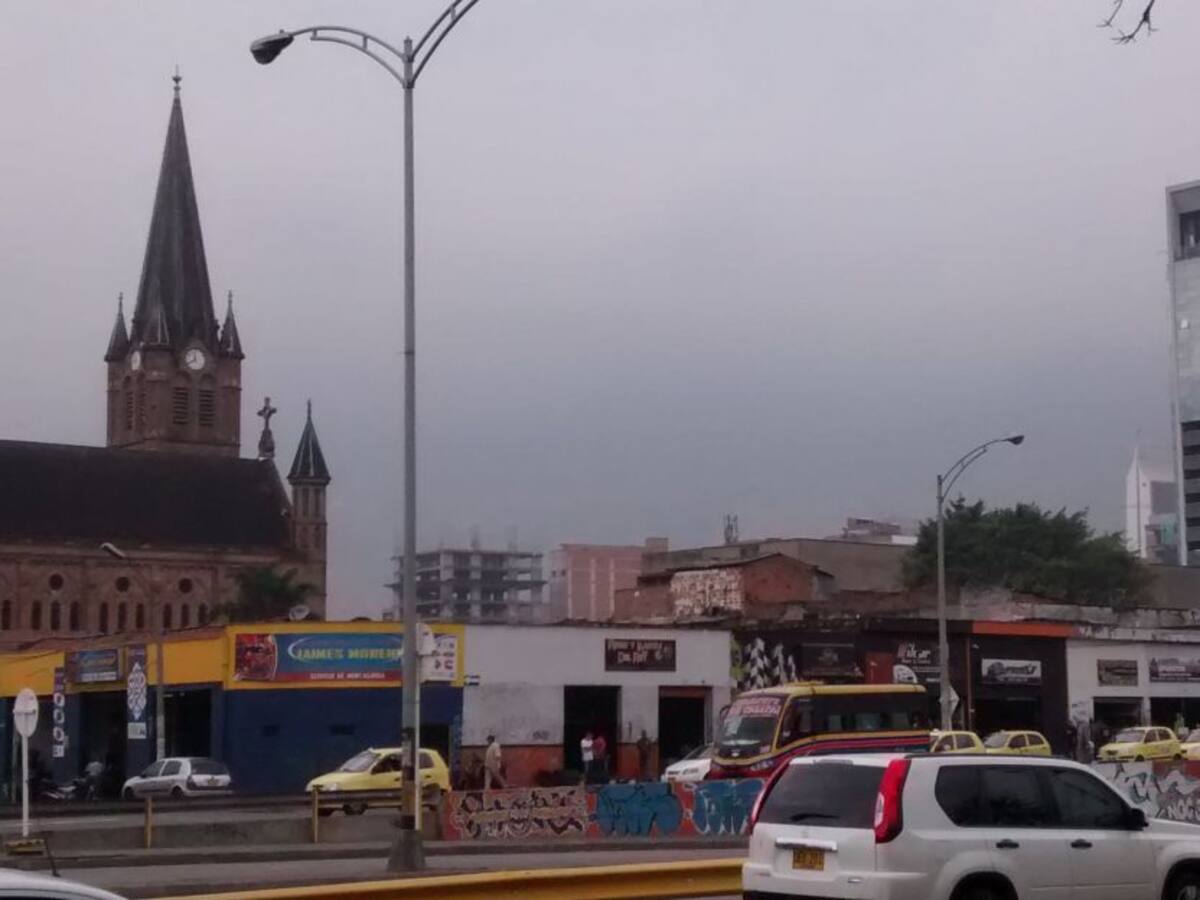 CGT pide al Área Metropolitana implementar pico y placa para empresas