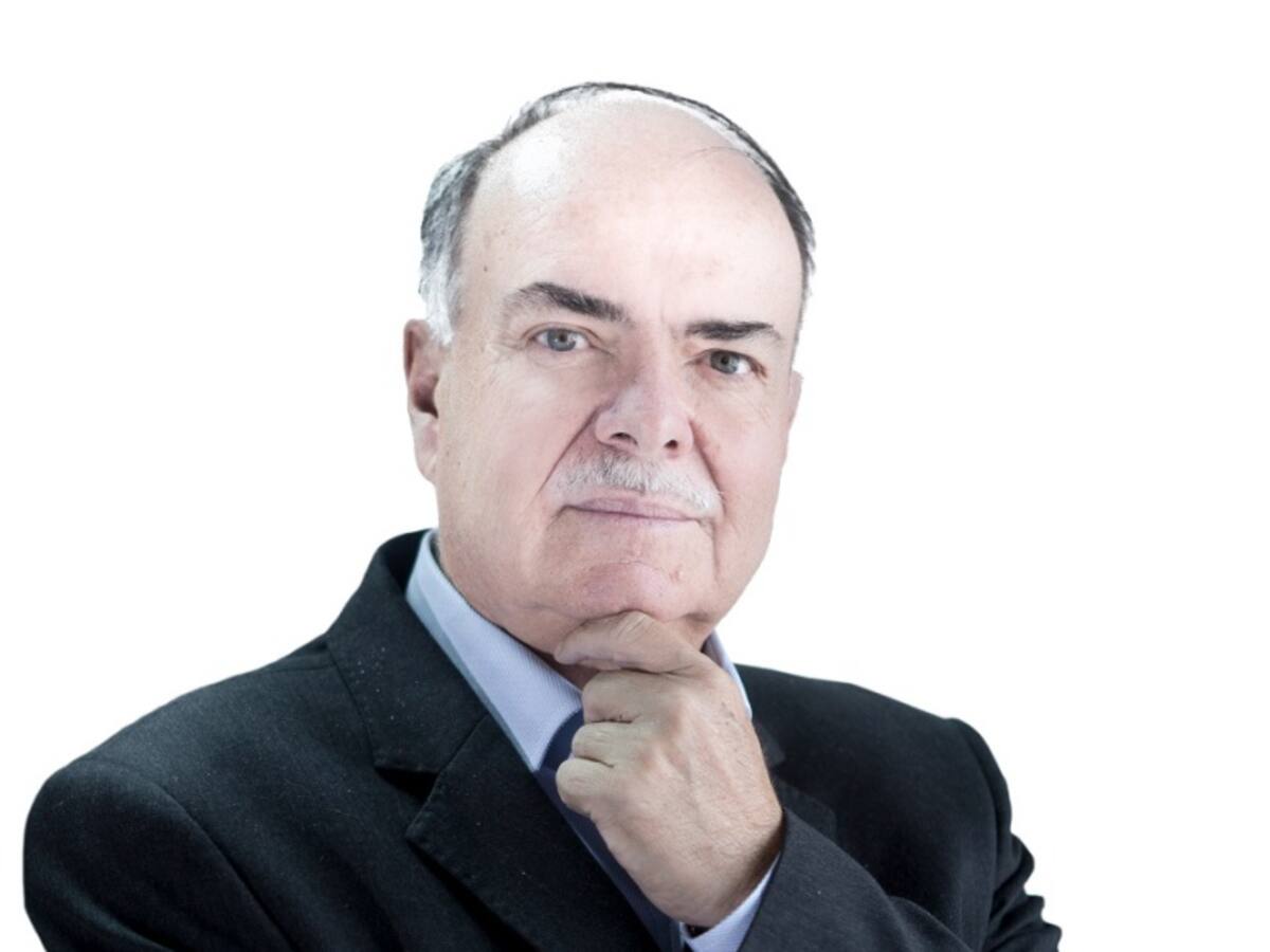 Son insoportables las preguntas-comentarios de los reporteros nuevos: Mejía