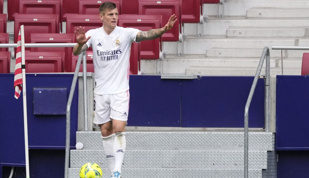 Toni Kroos  da positivo por COVID-19 y se despide de la temporada