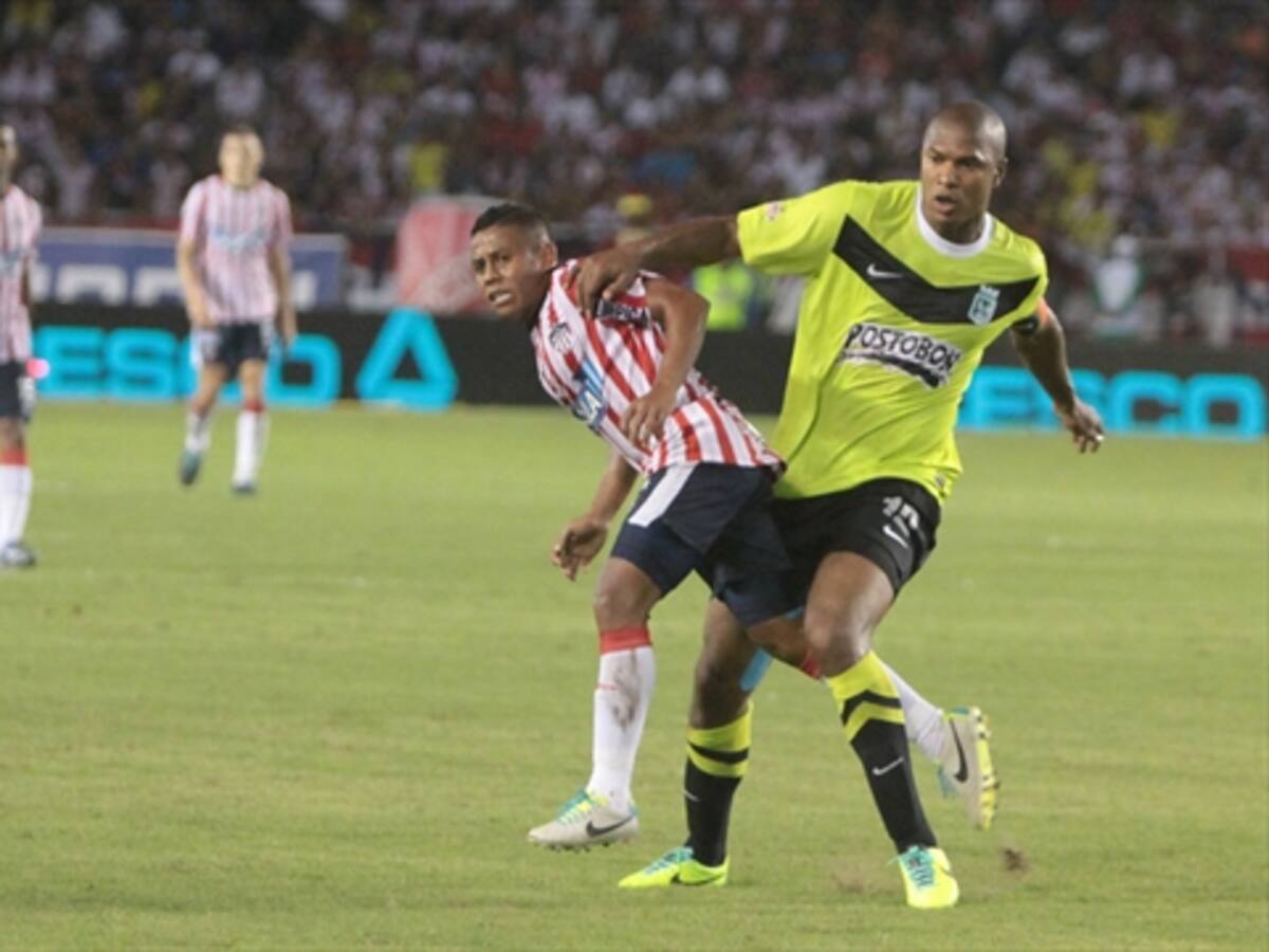 Alexis Henríquez fue descartado para el juego ante Emelec por Libertadores