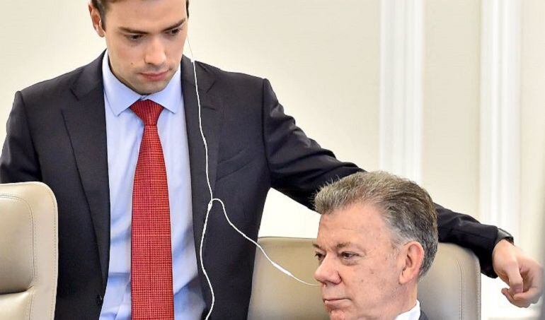 Esteban Santos y el expresidente de Colombia