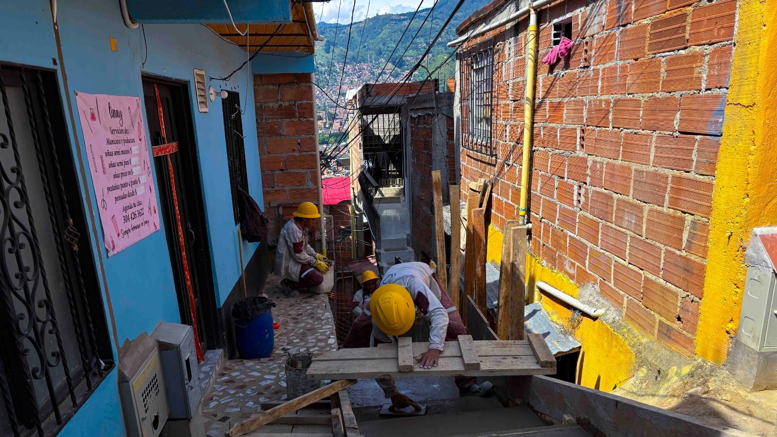 Obras de acueducto y alcantarillado benefician a 405 viviendas en la ruralidad de Medellín Foto: Alcaldía de Medellín