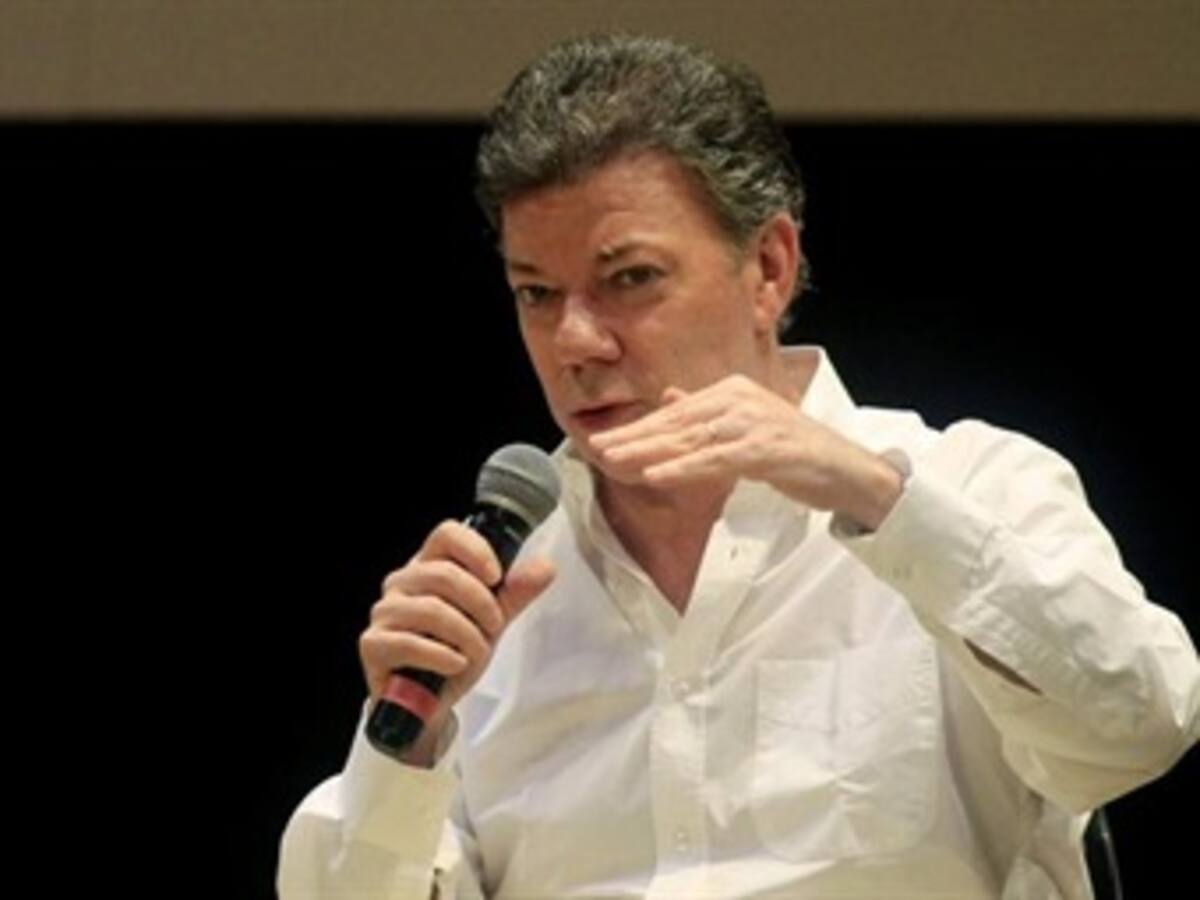 Santos plantea diálogo armónico a las altas cortes