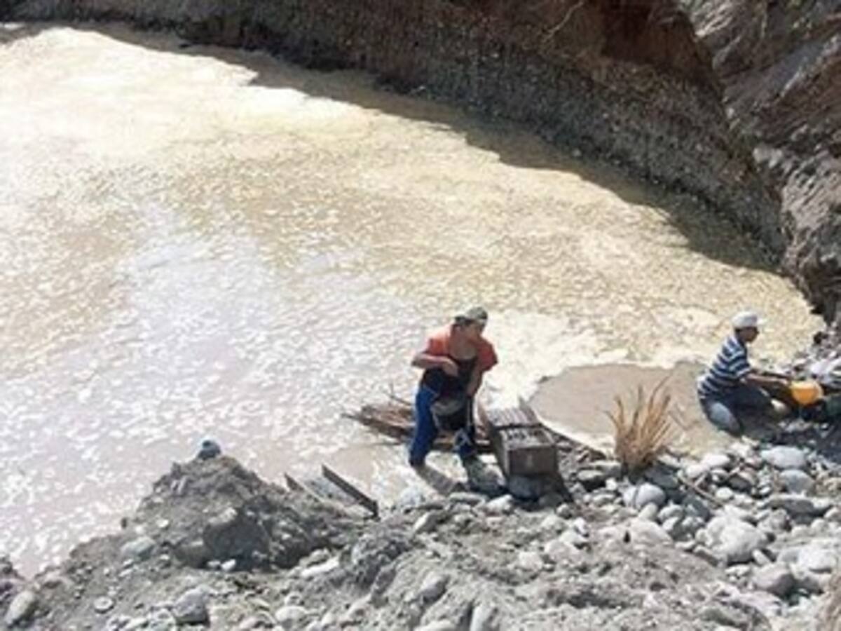 Prohíben explotación de oro en el Huila