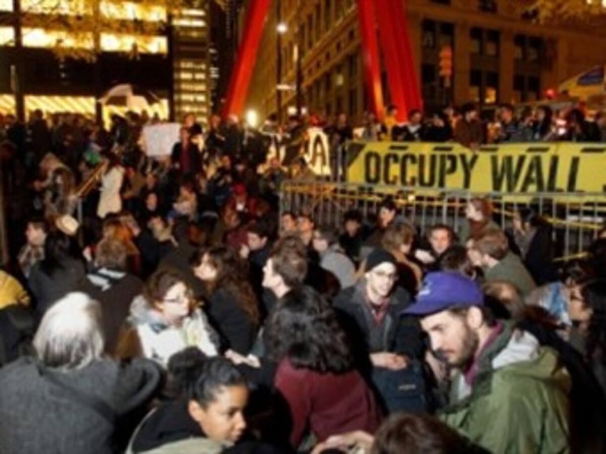 Los 'indignados' hablan ya de 200 detenidos en inmediaciones de Wall Street