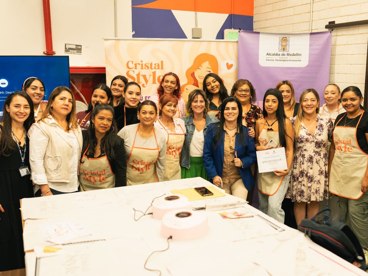 Más de 3.900 mujeres se postularon a la estrategia Decididas en Medellín