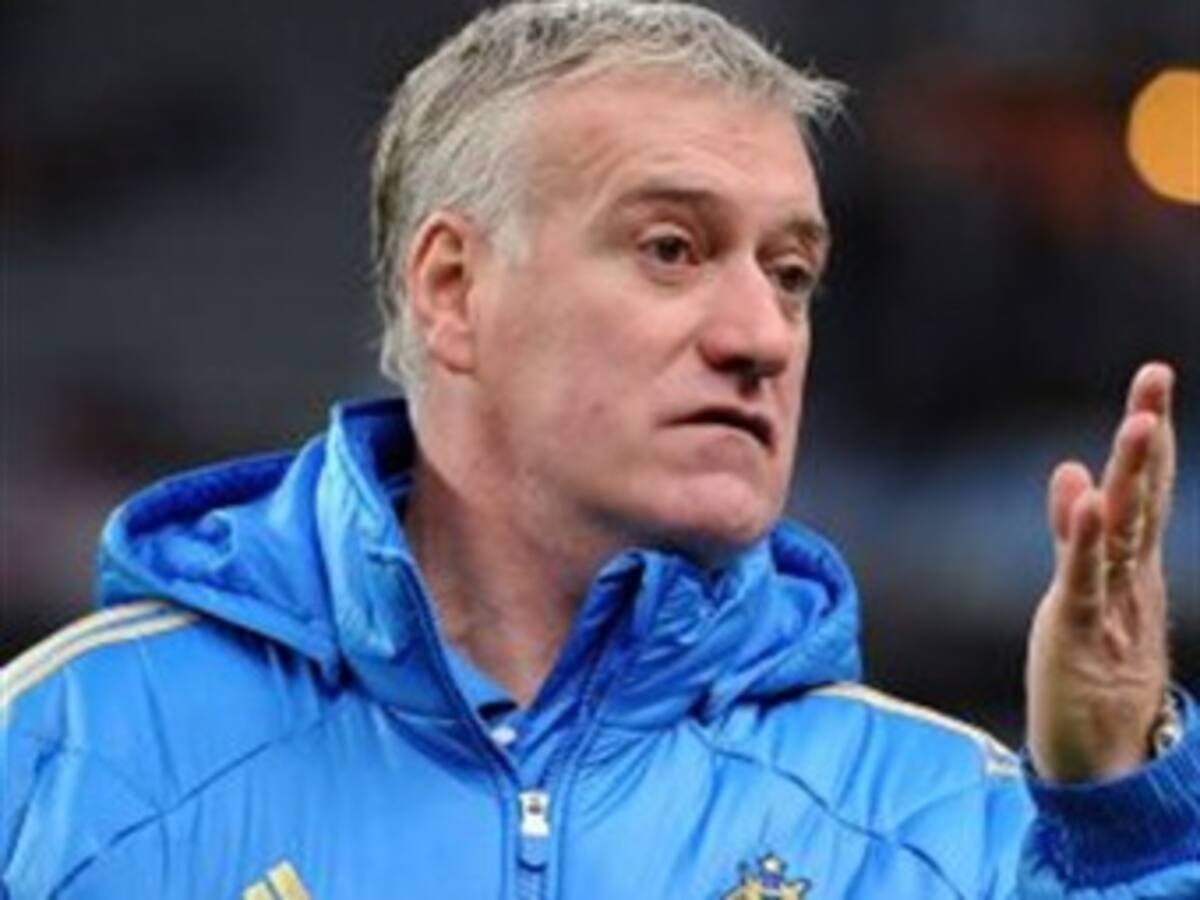 Didier Deschamps es el nuevo técnico de la selección francesa de fútbol