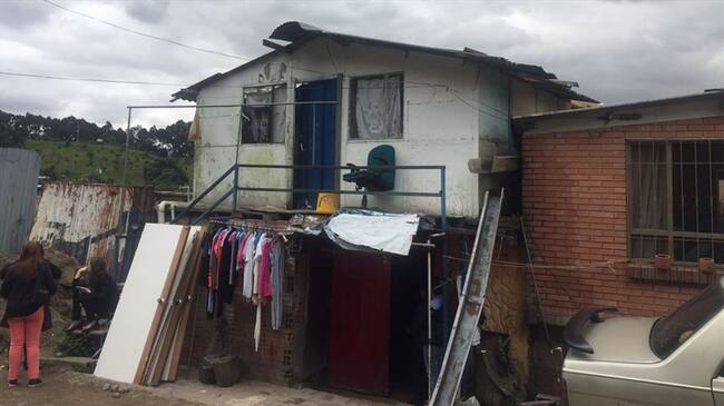 Vivienda de la menor de 7 años que fue hallada al interior de un apartamento en el barrio Nueva Granada (Chapinero). Foto: Cortesía/ McamilaOrozco.