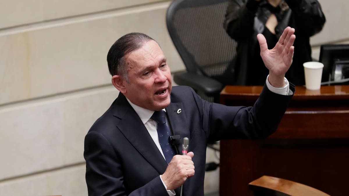 Corte abre indagación contra Efraín Cepeda por presunta manipulación en votación de consulta popular