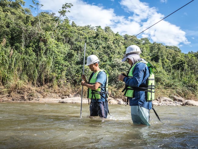 Corponor realizó mediciones de caudal como parte de las acciones preventivas ante el posible fenómeno El Niño en el río Pamplonita / Foto Corponor
