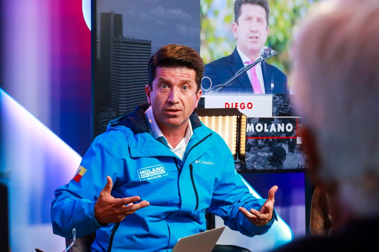 Diego Molano en debate de 10AM HOY por HOY de Caracol Radio