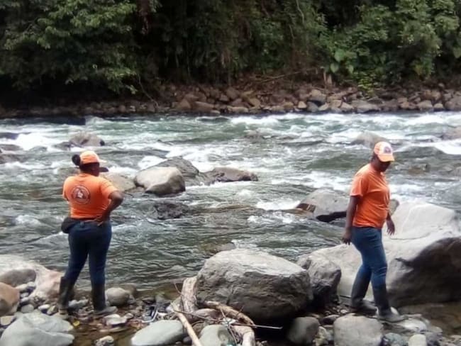 Hallaron cuerpo de menor indígena que se ahogó en río de Pueblo Rico