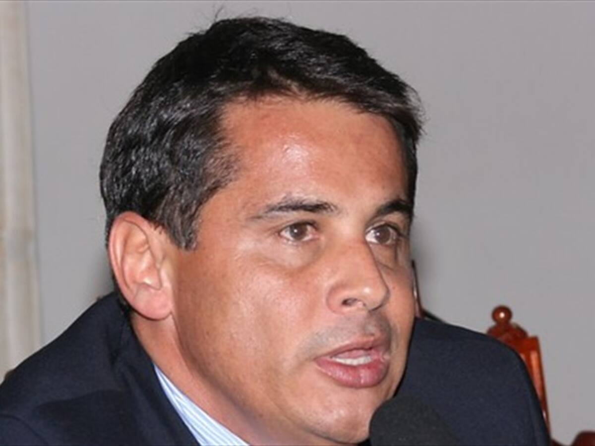 Congreso apoyará investigaciones por caso de Comunidad del Anillo