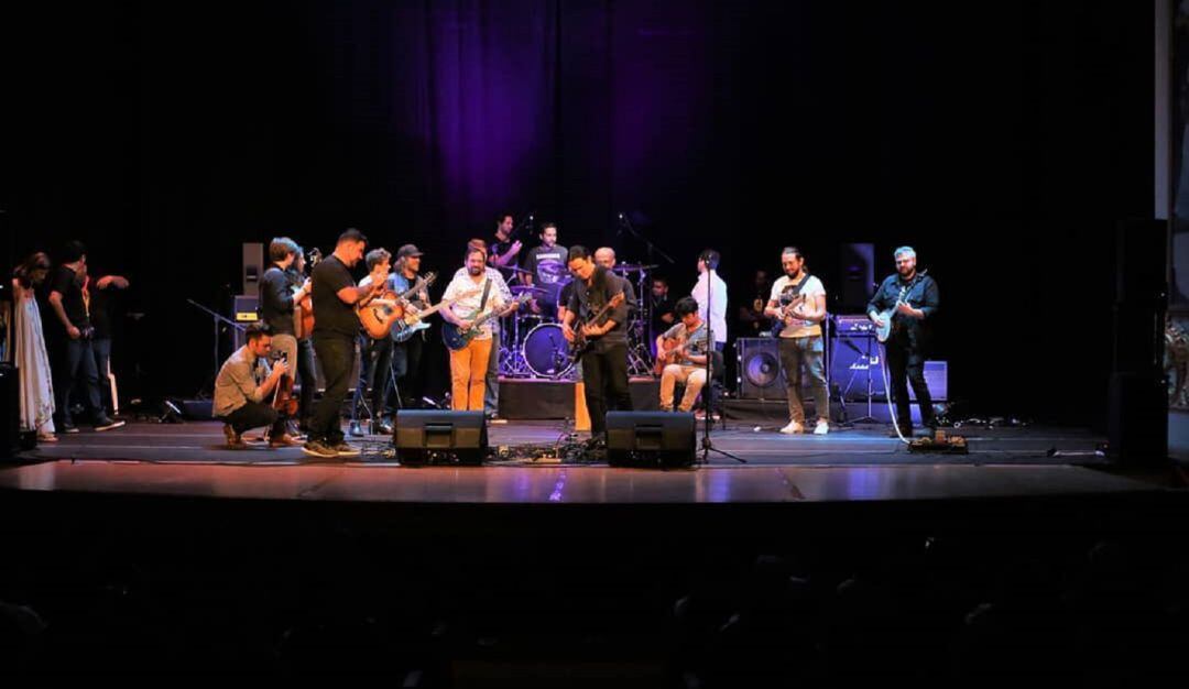 La velada contará con la actuación de Gnotte, cantante venezolana, Mario Evans, productor cartagenero y el organizador del Festival Eduardo Jasbón