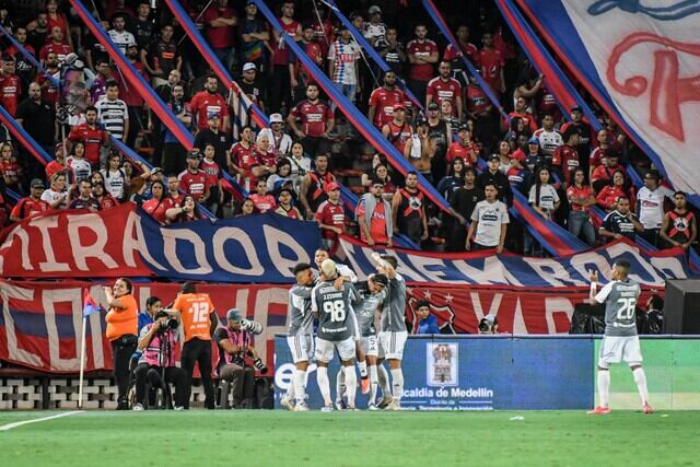 Junior de Barranquilla celebrando el gol ante el DIM / Colprensa