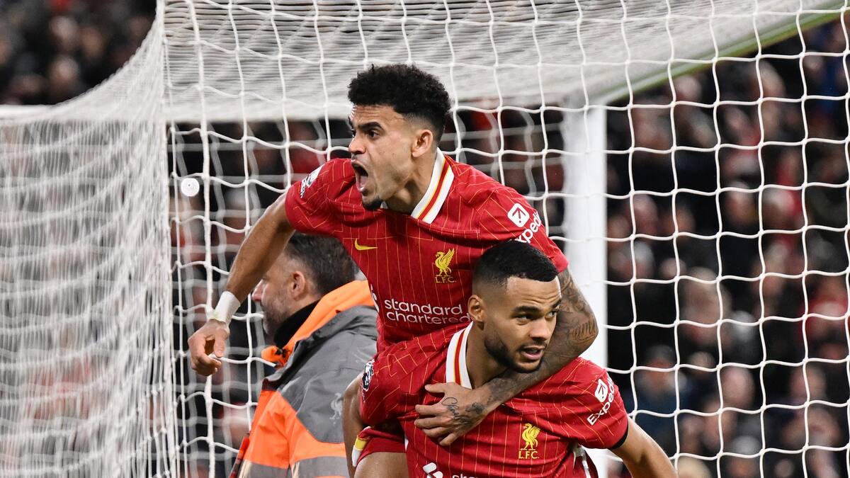 Liverpool, con Luis Díaz los 90 minutos, rescata un punto en casa ante el Fulham