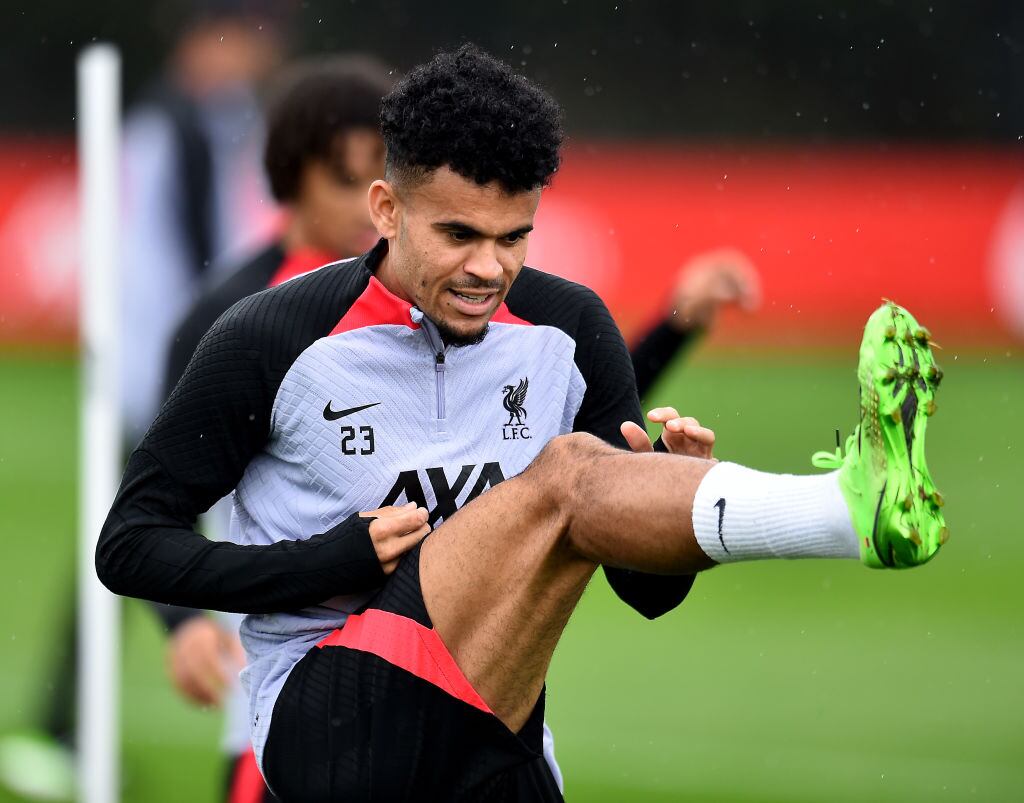 Luis Díaz en entrenamiento con el Liverpool (Photo by Andrew Powell/Liverpool FC via Getty Images)