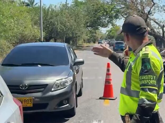 Policías haciendo controles en Semana Santa. FOTO: Policía Cesar.