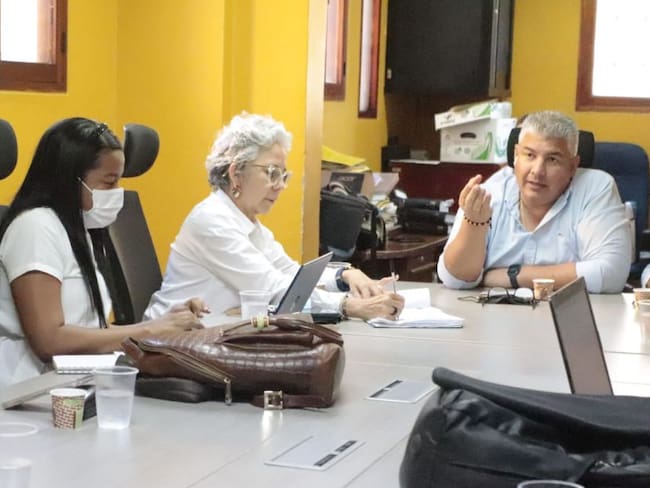 La Secretaría de Educación se comprometió a enviar informes permanentes sobre la ejecución de las etapas del proceso