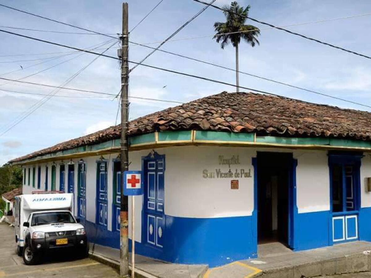 ¿Cuál es la situación de los hospitales de Calarcá, Pijao y Salento en el Quindío?