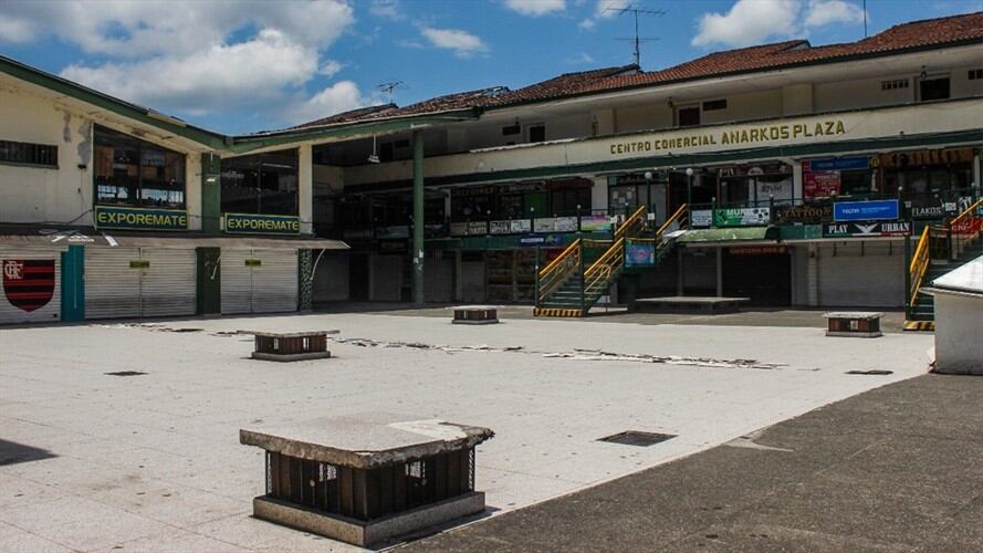 El Centro Comercial Anarkos debe permanecer cerrado provisionalmente luego las fallas que registró la infraestructura . Foto: Alcaldía de Popayán